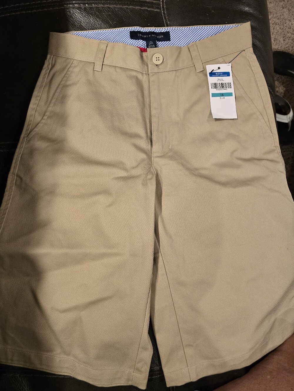 Tommy Hilfiger Boy's Khaki Flat-Front Cotton Blend Shorts Size 16 Slim NWT